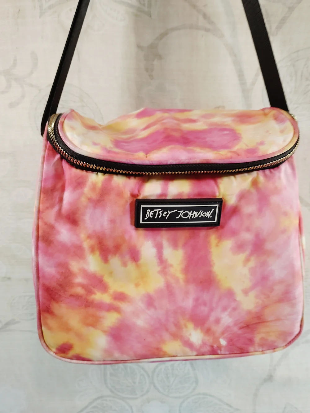 Betsey Johnson Pink Tie-Dye Insulated Lunch Tote Bag